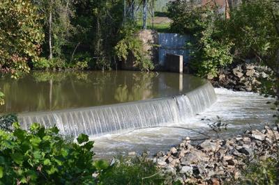 Lindsey Bridge Dam