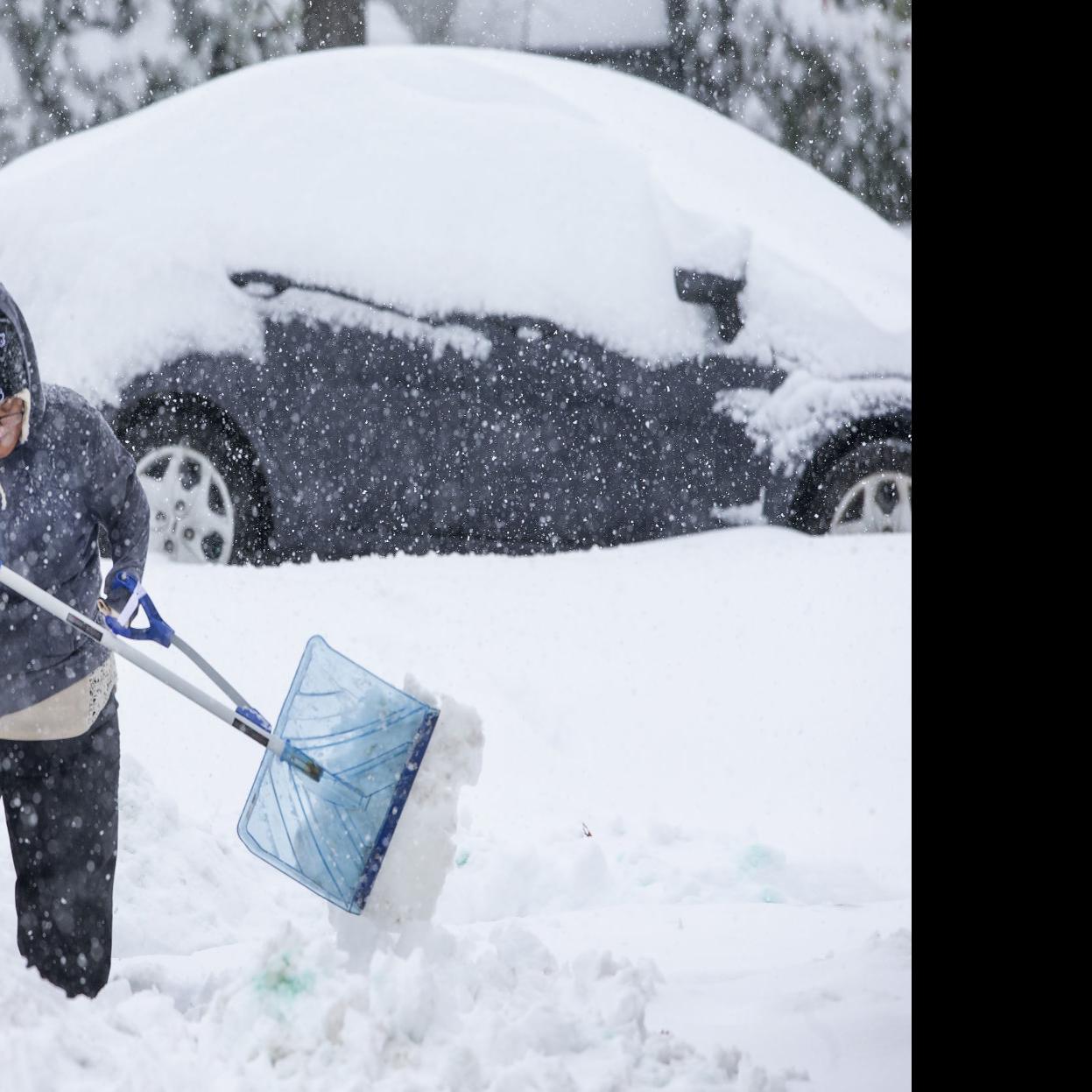 First Snow Of Season Buries Greensboro Local News Greensboro Com