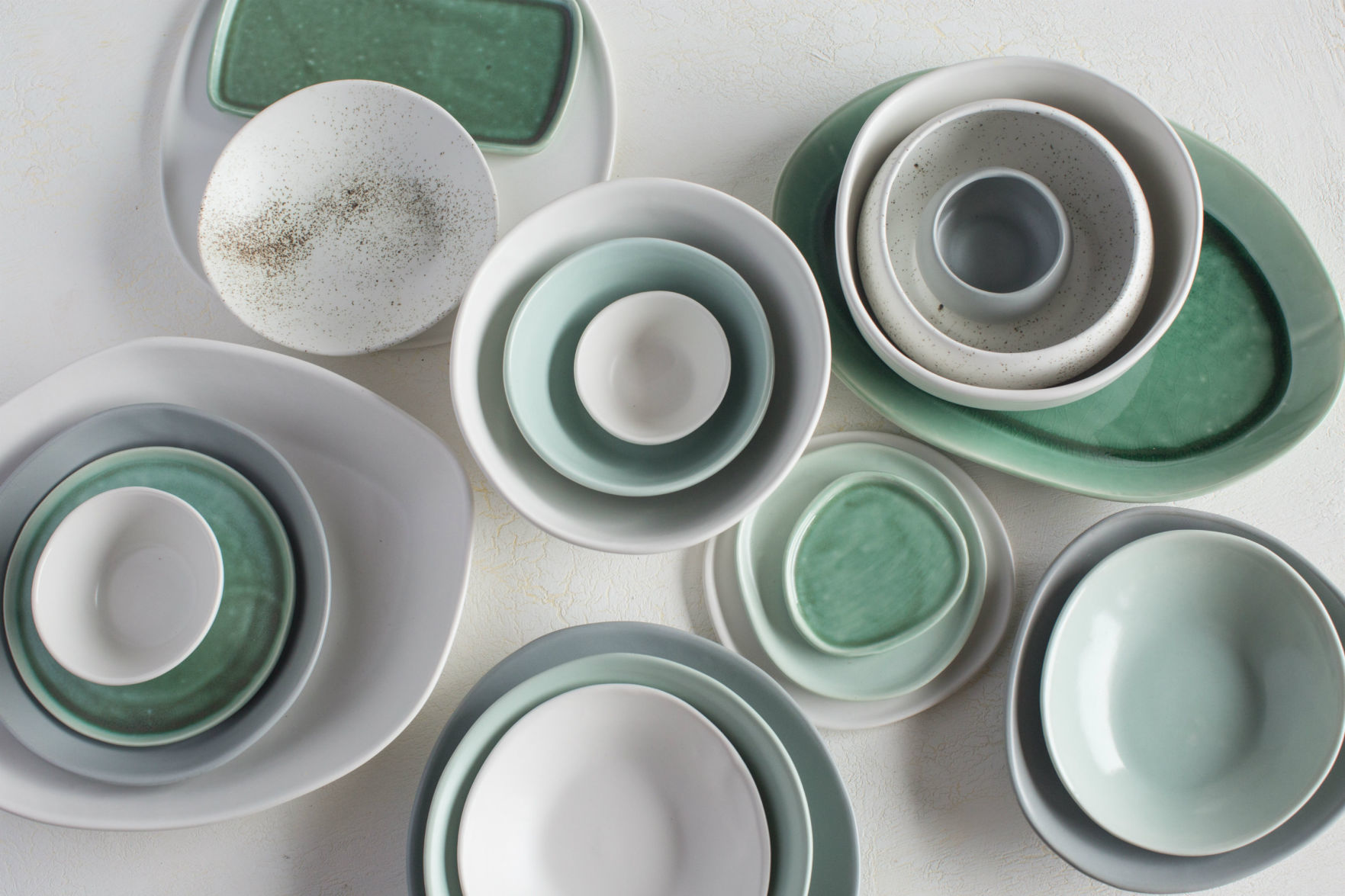 Overstock dinnerware clearance