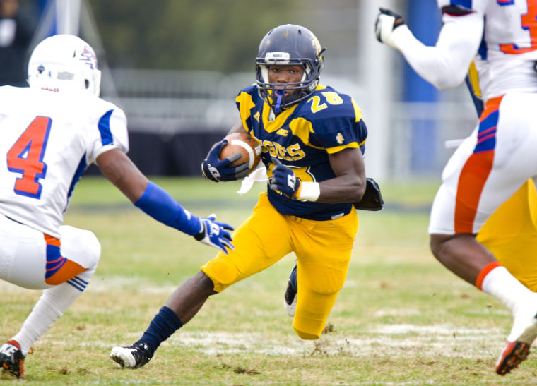 colfb aggies 111713 03jr sends.JPG