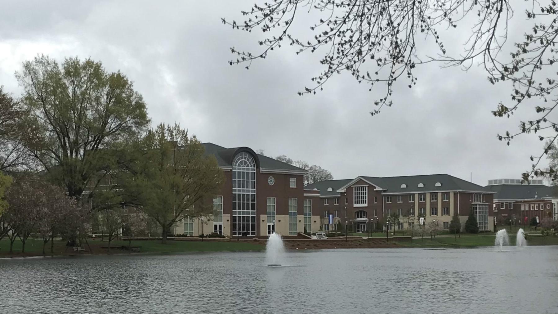 Elon University S New Fundraising Goal 250 Million By Mid 2022 Education Greensboro Com Elon University Spring Break 2022 Calendar