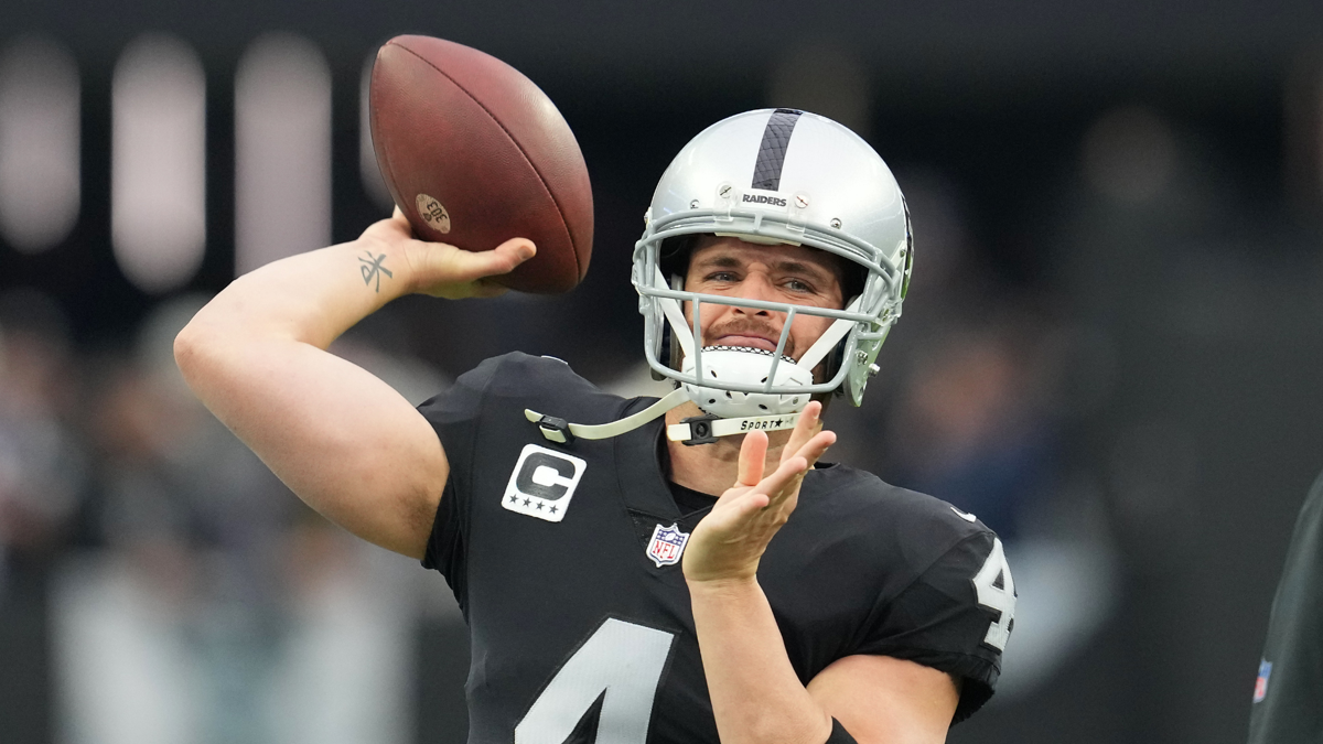 New Orleans Saints agree to terms with quarterback Derek Carr on four-year  contract