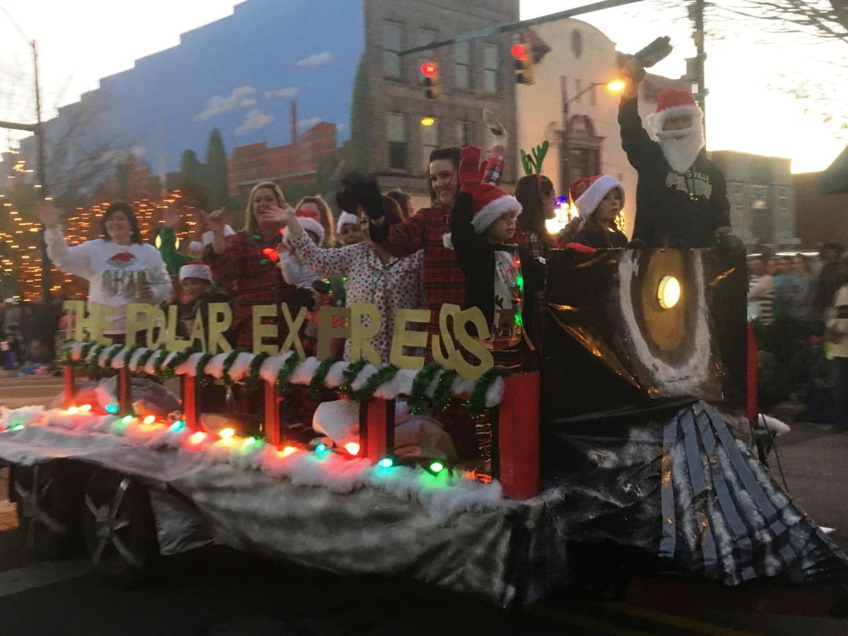 Christmas Parade rolls through Reidsville News