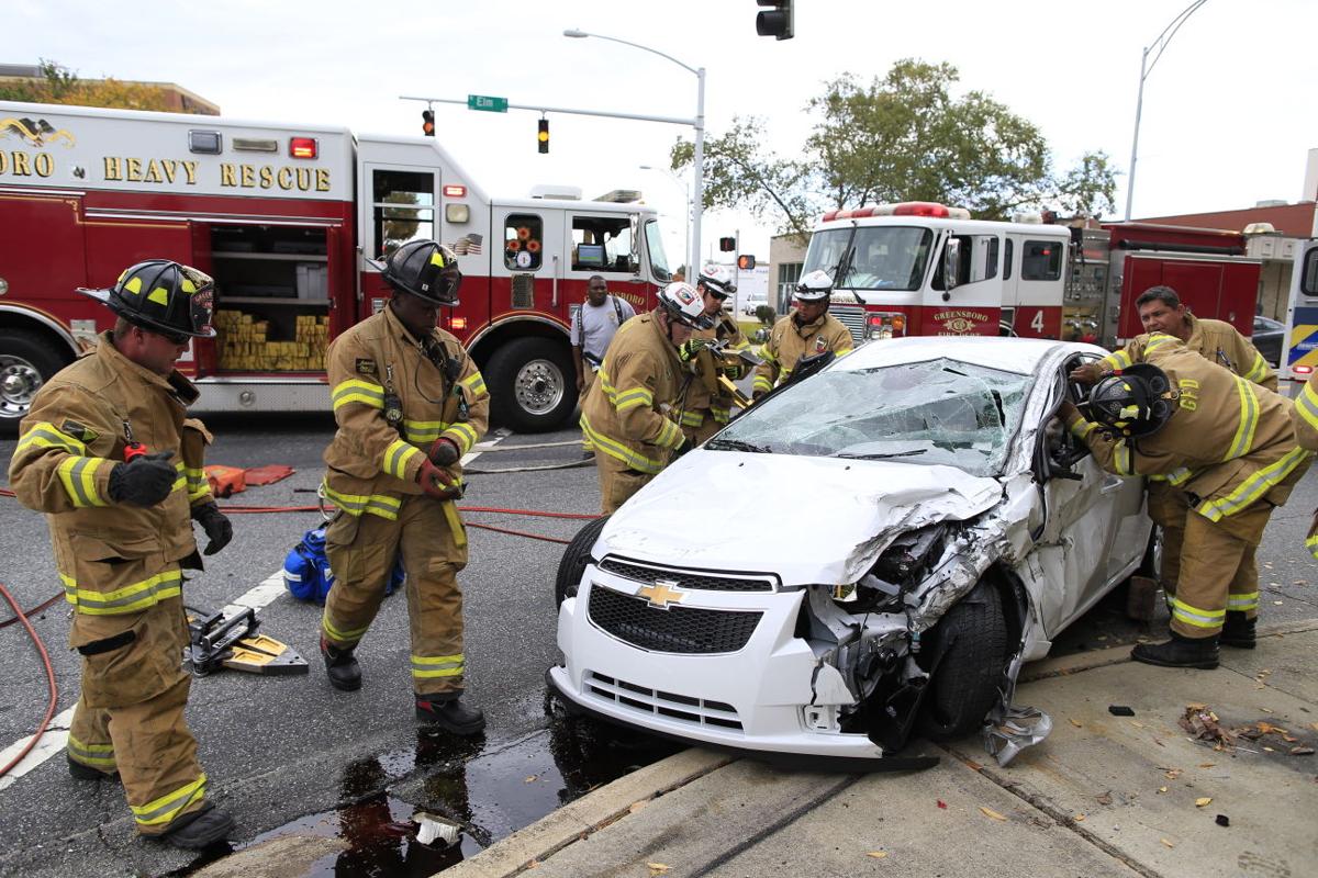 Update Elm Street reopens after 3car wreck in downtown Greensboro