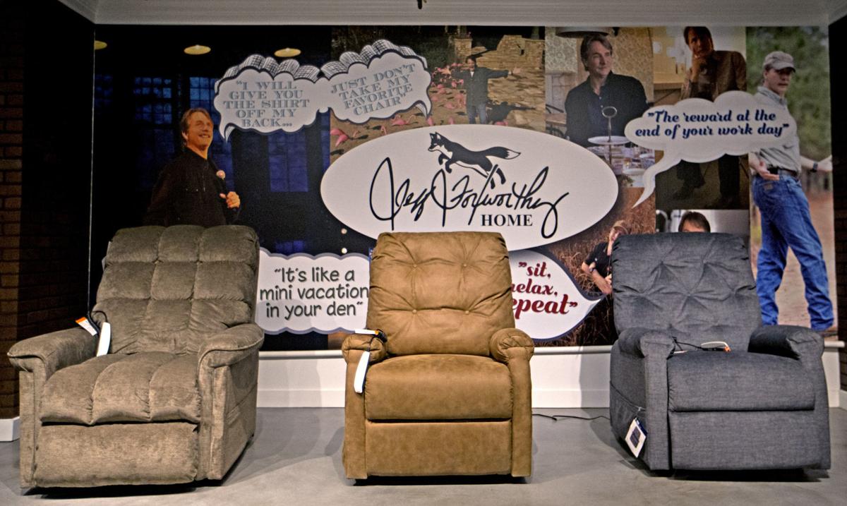 No Joke Comedian Jeff Foxworthy Has His Own Line Of Recliners