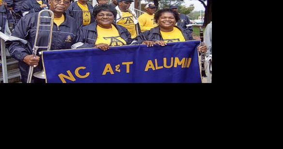 The sea of blue and gold at the Rose Bowl Parade had lots of "Aggie" eyes - Vimarsana News
