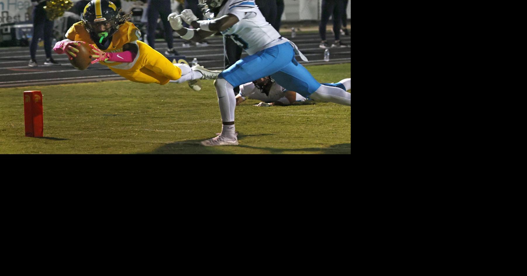 See photos from Oak Grove at Mount Tabor football plus homecoming