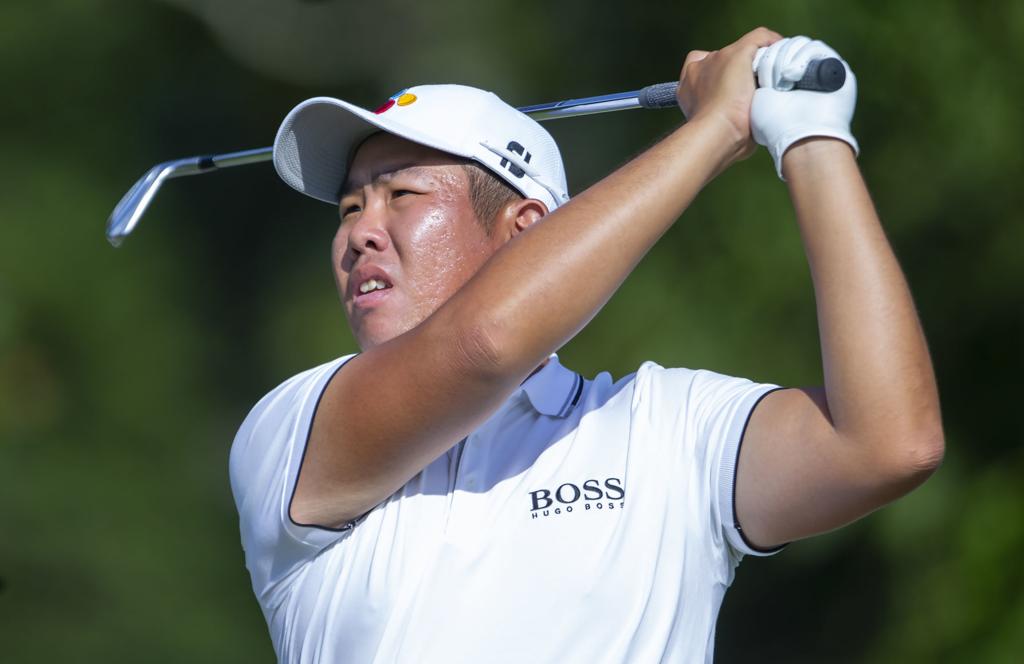 Schlosser S Shots The Glasses Are Half Full For These Pros Sports Greensboro Com