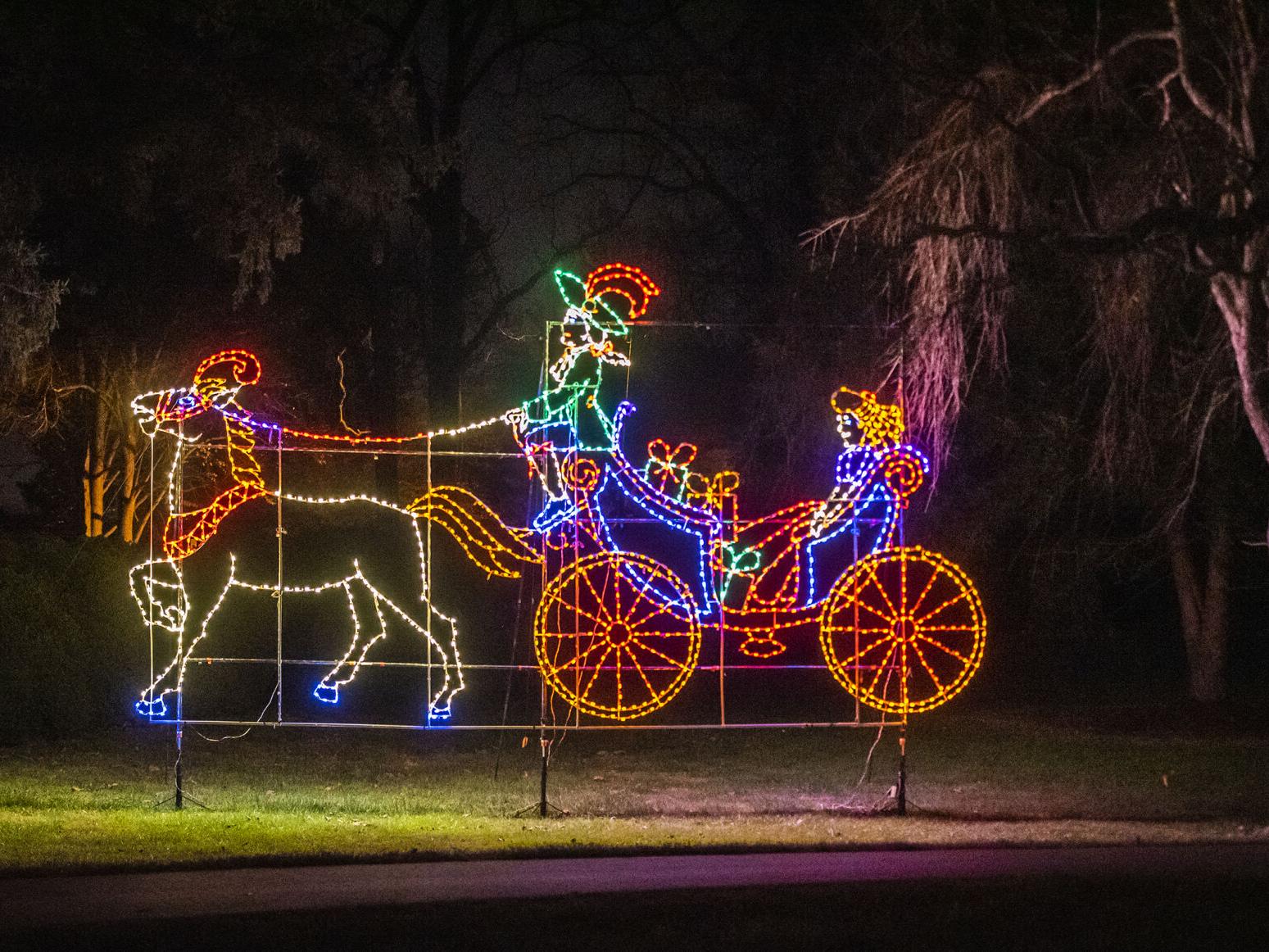 Where Can You Safely See Holiday Lights In N C Check Out These Drive Up Displays State And Regional News Greensboro Com Christmas Lights In Nc