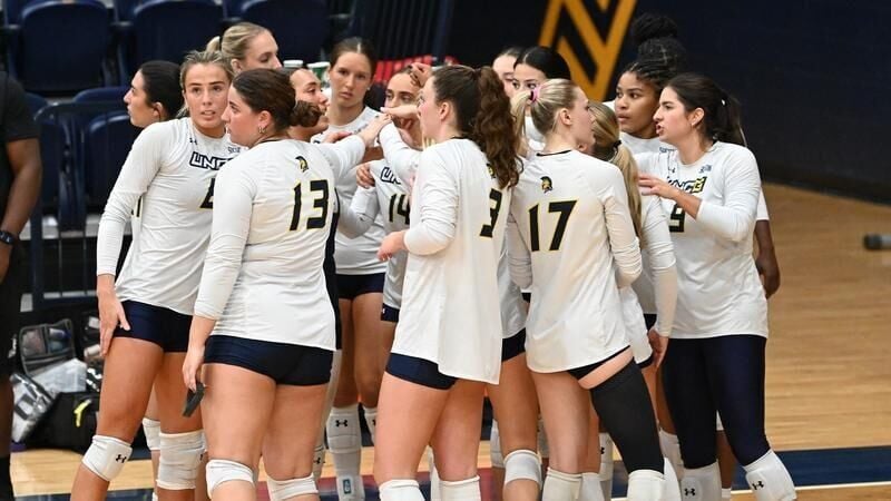 Volleyball to Host ETSU Tuesday