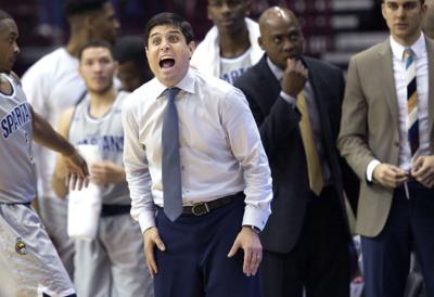 Uncg Signs Basketball Coach Wes Miller To New Contract Z No Digital Greensboro Com