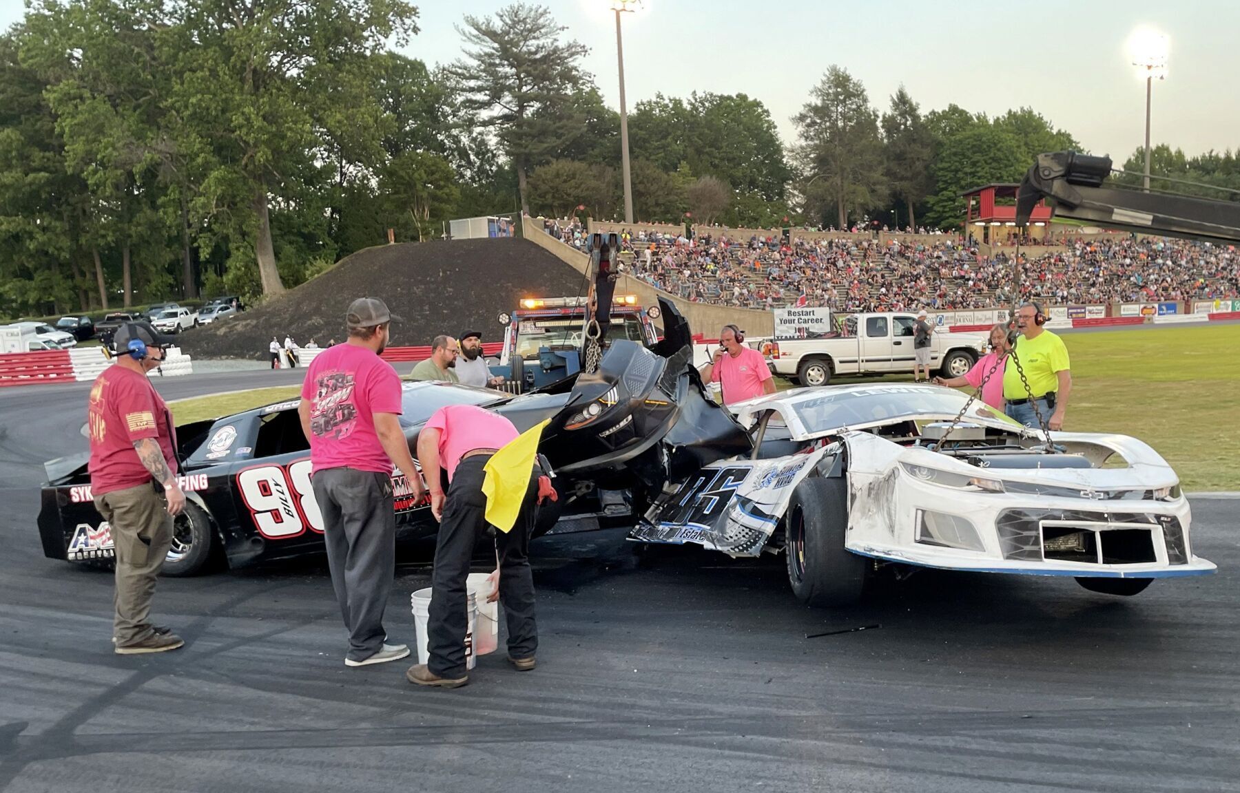 Tim Brown wins Kevin Powell Motorsports Modified 100 race