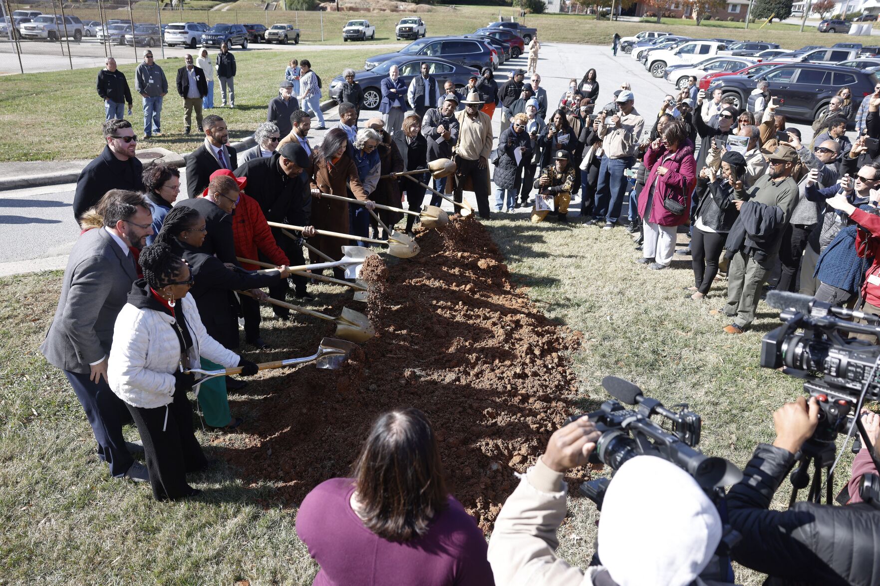 Greensboro Holds Groundbreaking For New Community Center