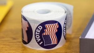 Commentary Highlights College Student Political Apathy, Proposes Engagement Strategies