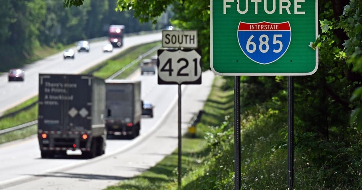 New sign unveiled for future interstate 685