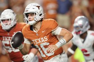 Manning Brothers Shared Archie’s Lessons With Arch, Influencing His Austin Stint