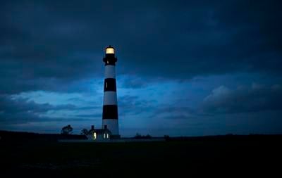 light-house-photo