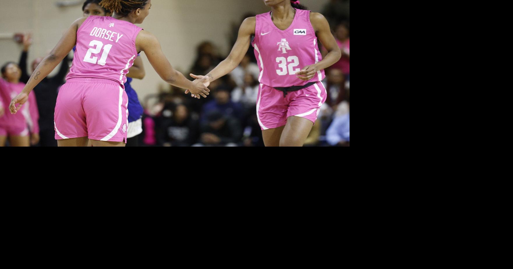 photos-north-carolina-a-t-women-s-basketball-team-plays-hampton