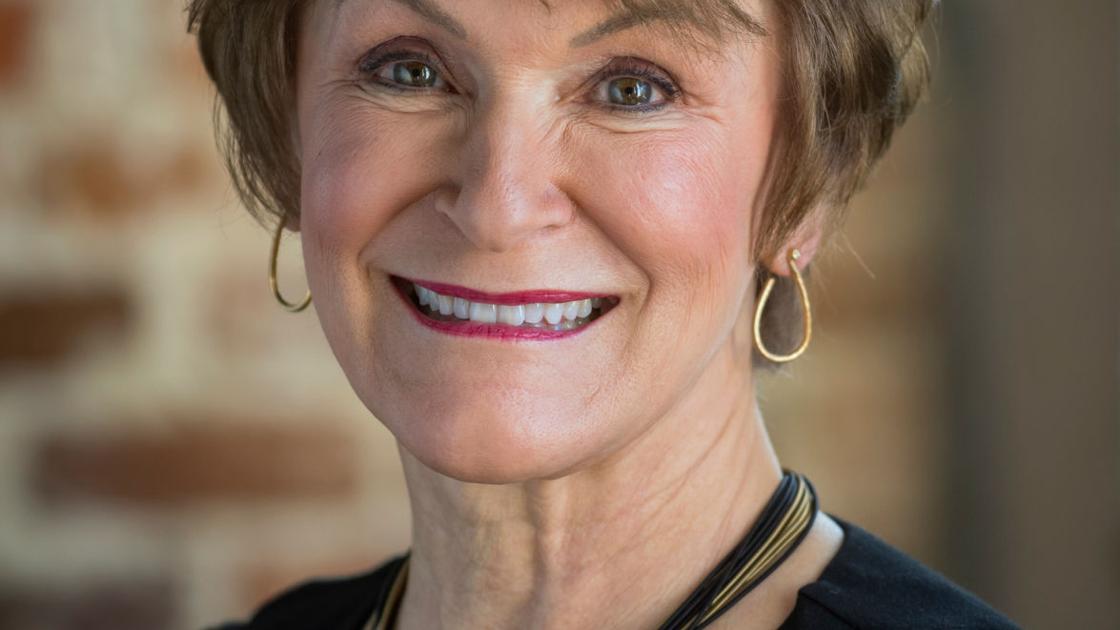 Linda Carlisle receives O.Henry Award from ArtsGreensboro Blog Go