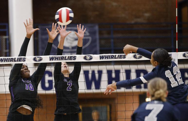 Metro 4A volleyball