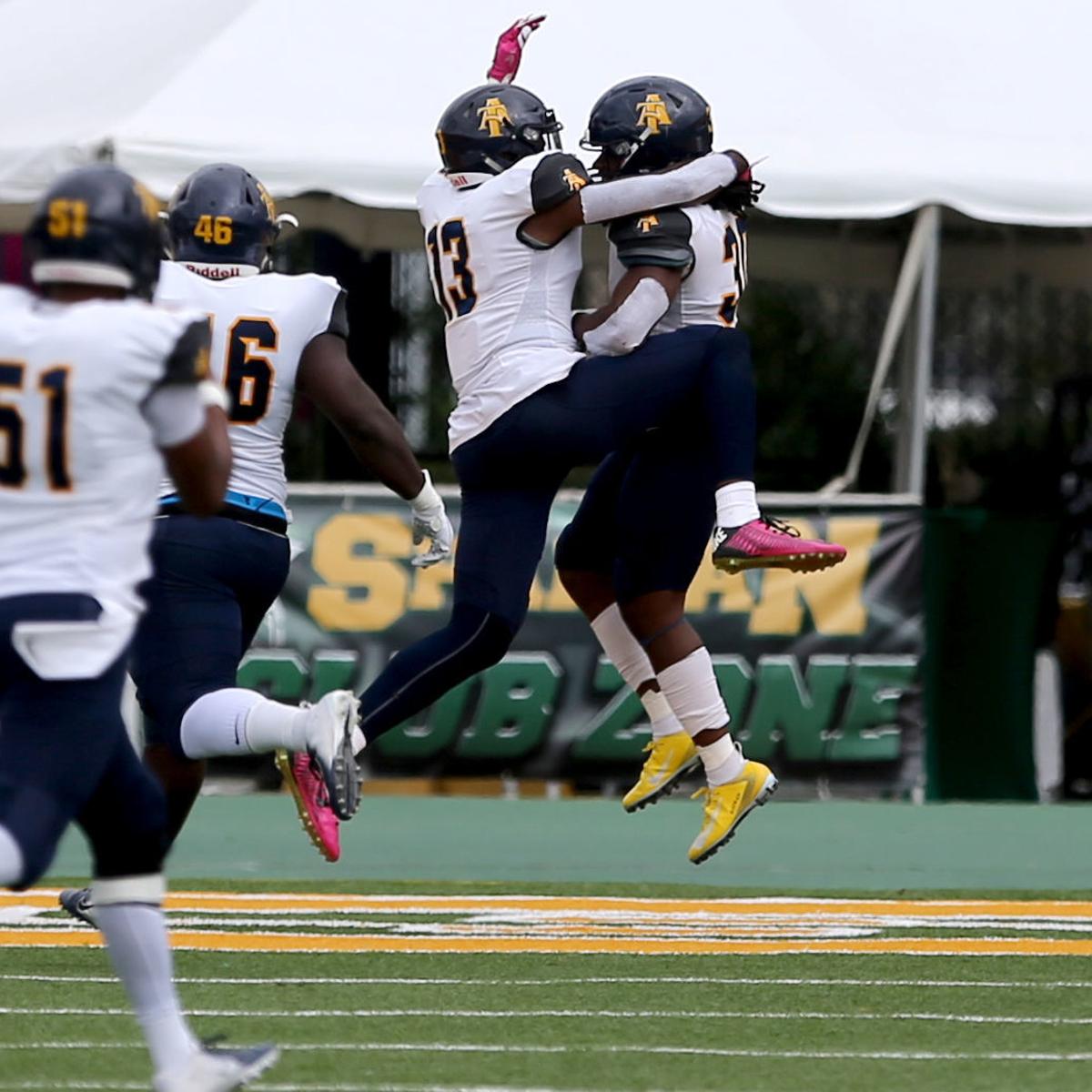 Nc A T Defeats Norfolk State 58 19 Ncat Greensboro Com