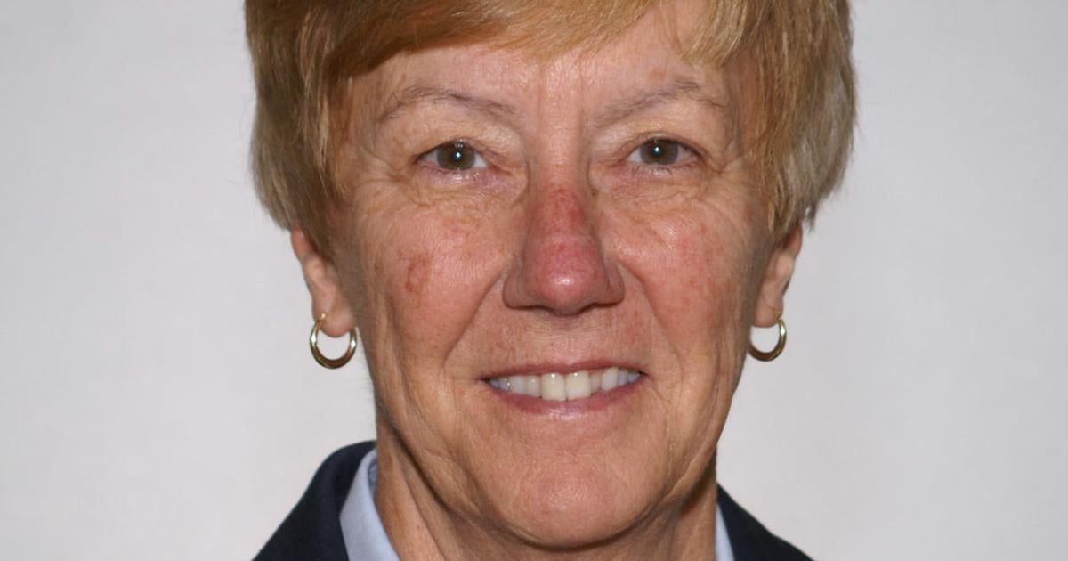 Coach Agee Former UNCG coach Agee elected to SoCon Hall of Fame