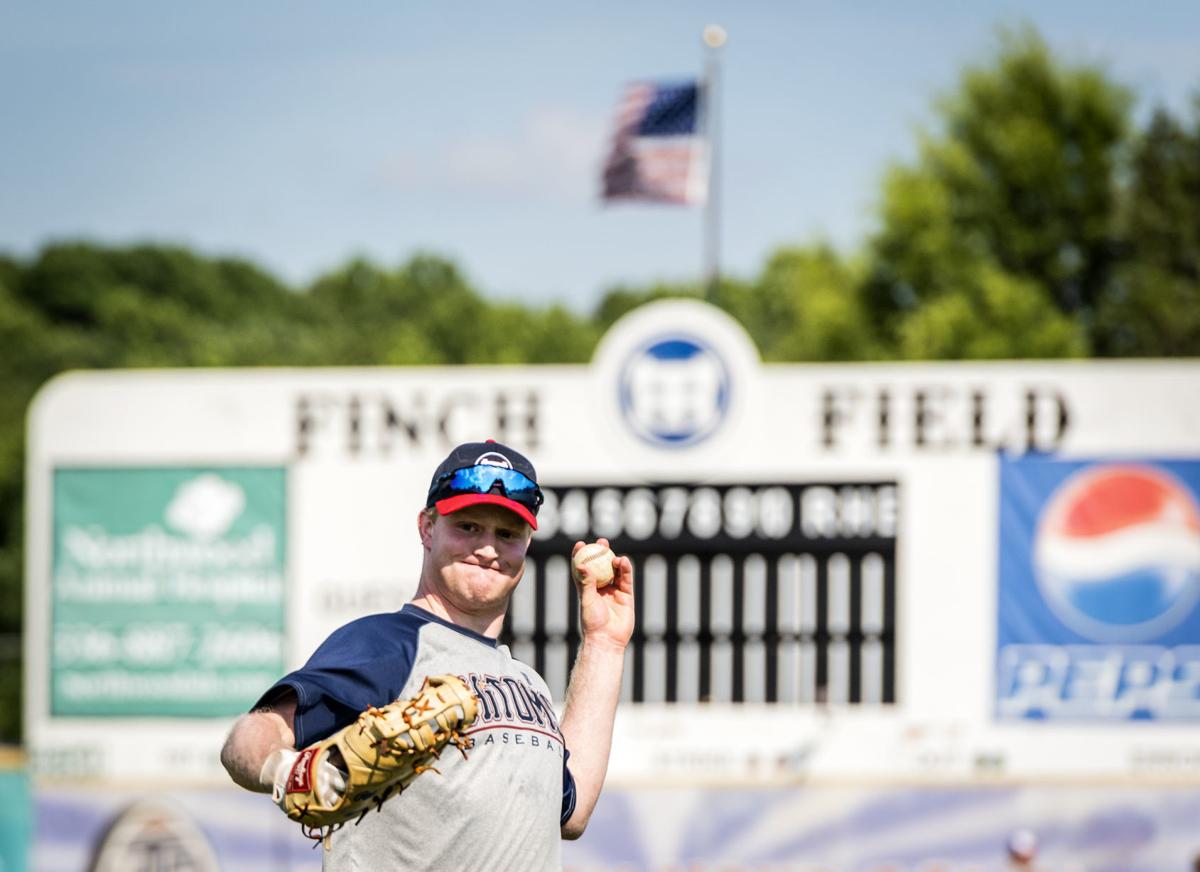 Hitoms Baseball Team Awaits Opening Night To Finish What They Started In Spring Z No Digital Greensboro Com
