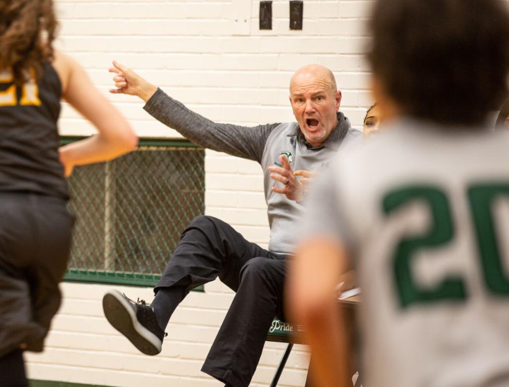 Greensboro College Women S Basketball Coach Players Face His Pancreatic Cancer With Heads Up Z No Digital Greensboro Com