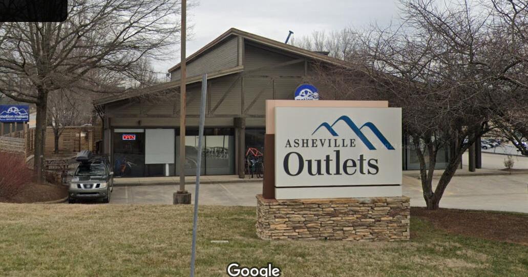 Tanger buys Asheville outlet center for $70 million in cash - Vimarsana News