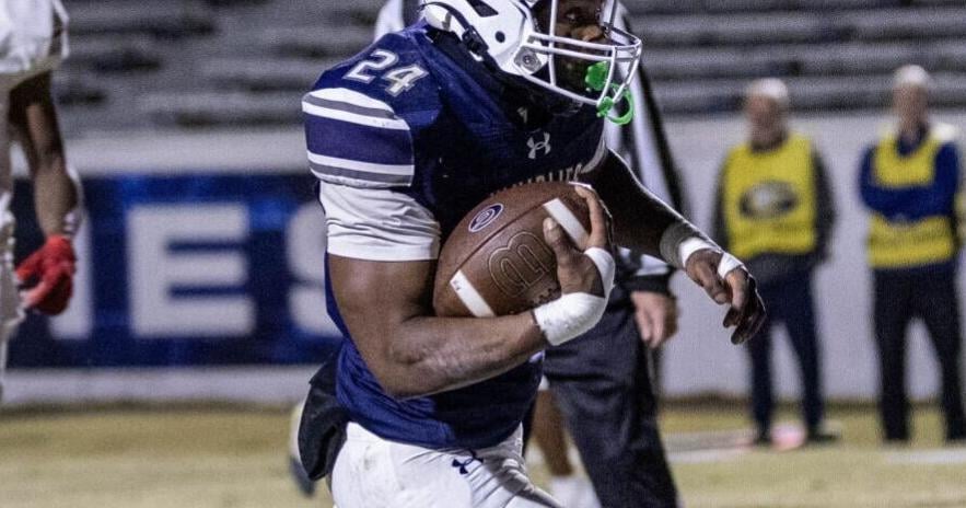 Greensboro area 4th round football scores and top performers