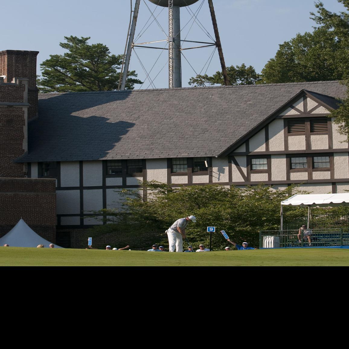 It Isn T Spiffy But Club Landmark Serves A Purpose Golf