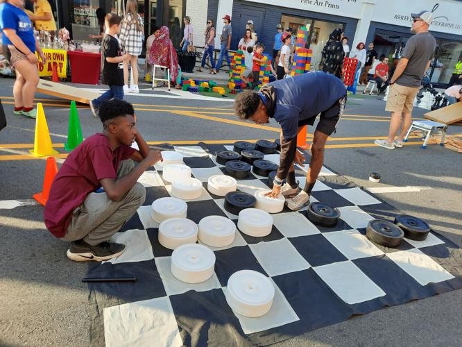 Eden's RiverFest 2022 Sees Jubilant Crowd on Sunny Weekend