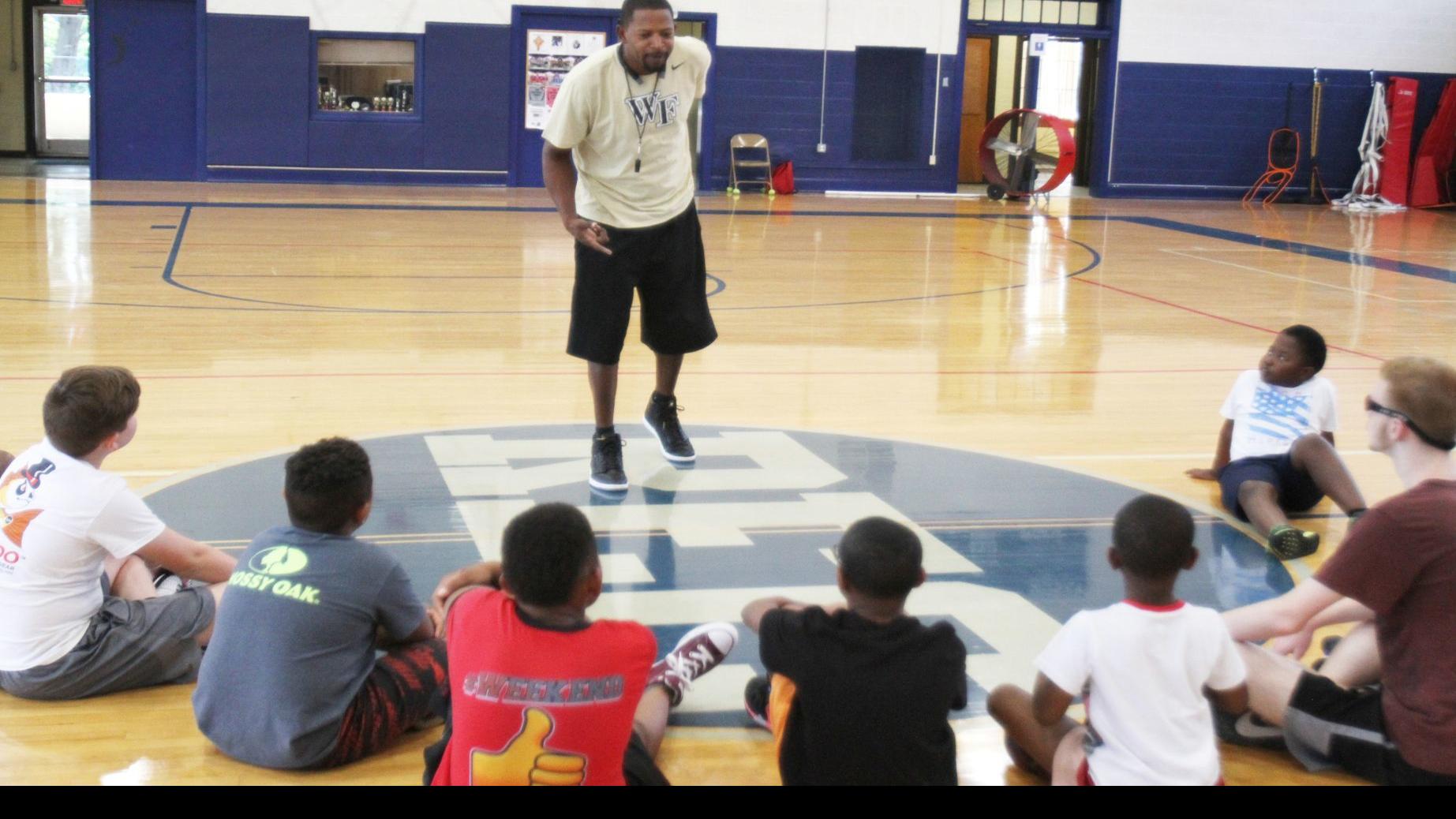 Former Rams Star Hosts Weeklong Basketball Camp For Kids Sports