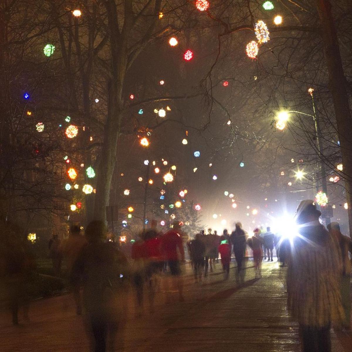 8 Count Best Places To See Holiday Lights Near Greensboro Entertainment Greensboro Com Sunset Hills Greensboro Nc Christmas Lights