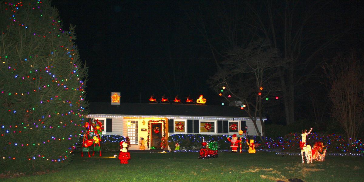 Let There Be Lights Check Out Your Holiday Favorites Entertainment Greensboro Com