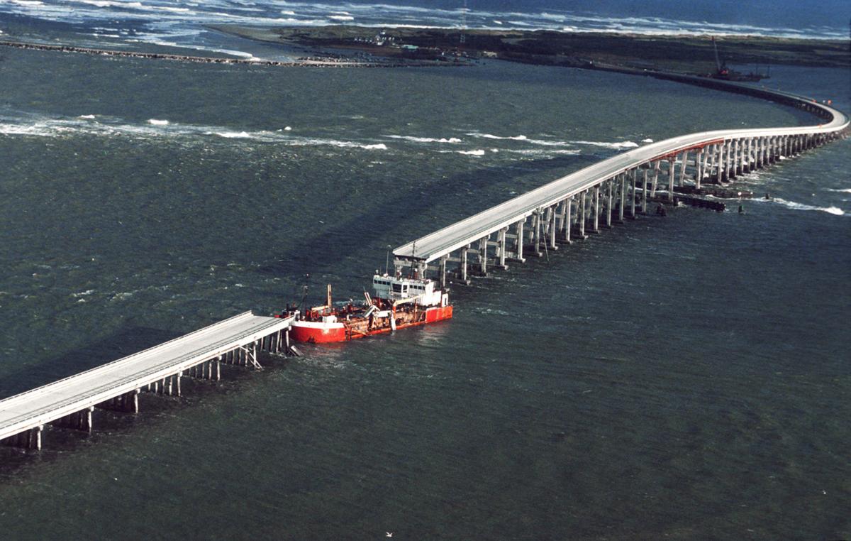 bonner bridge collapse 1990