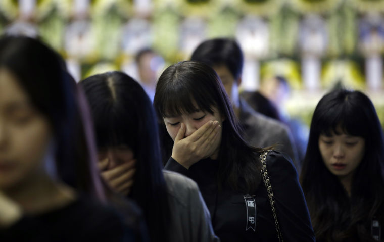 Heartbreaking Video Shows Students As South Korea Ferry