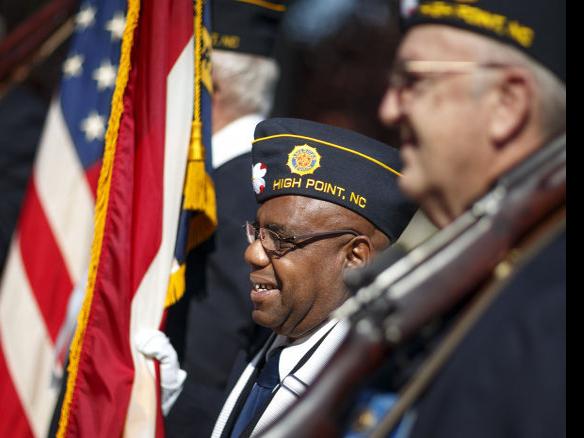Free food veterans day california