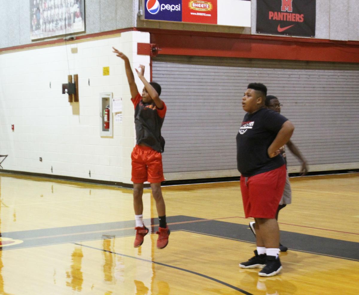 Price and company host basketball camp at Morehead Sports