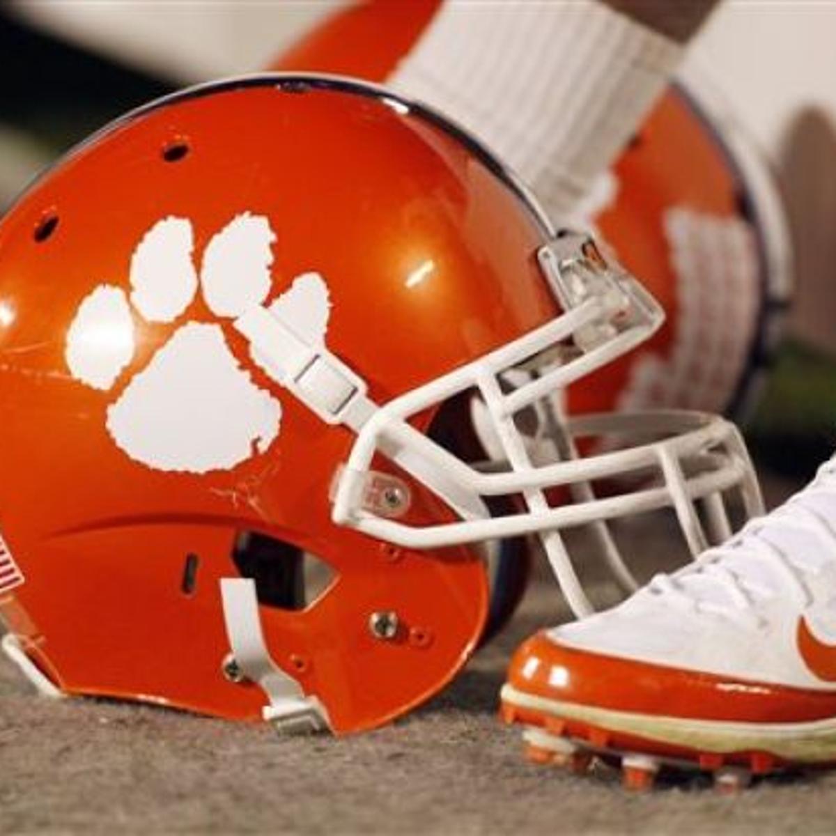 Clemson S Tiger Paw Logo Designer Dies In S C Local News