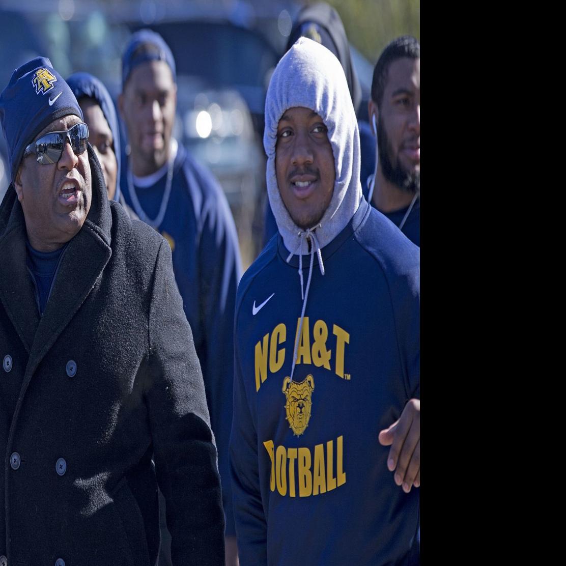 N C A T Football Schedule Begins With Espn Game Ends At N C