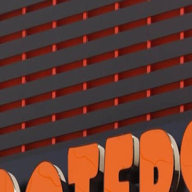 Hooters Laying Off 416 Employees At 14 Company Owned Nc