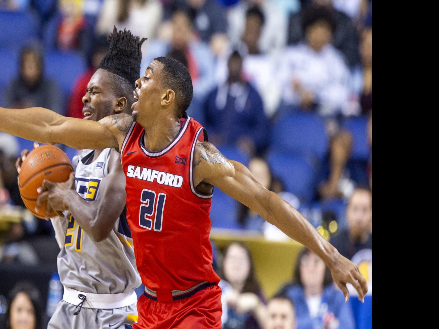 Uncg Routs Samford 95 67 College Greensboro Com
