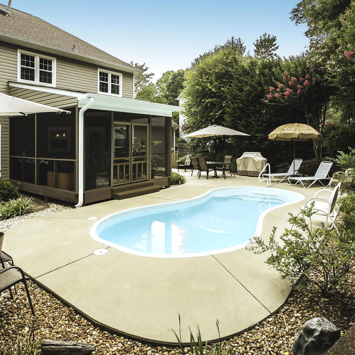 Design And Decor Jim And Kathy Gwynns Tropical Backyard Paradise Style Greensborocom Design And Decor Jim And Kathy Gwynns Tropical Backyard Paradise Style Greensborocom