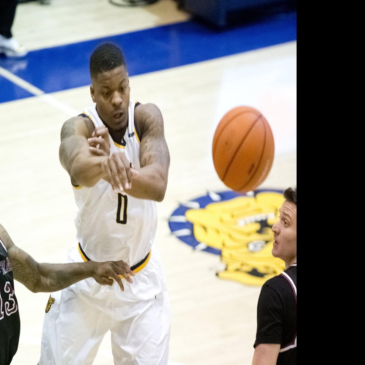 A T Hosts Hampton In Meac Basketball Doubleheader College