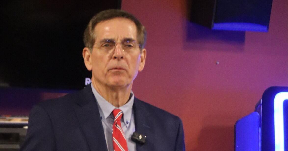 Secretary of State Raffensperger visits Griffin; shares goals in campaign for governor