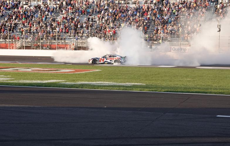 Byron Wins It All: Liberty driver the Folds of Honor QuikTrip 500 champ