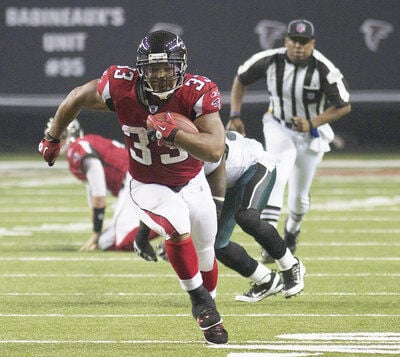 Lofton expected to be Atlanta Falcons' leader