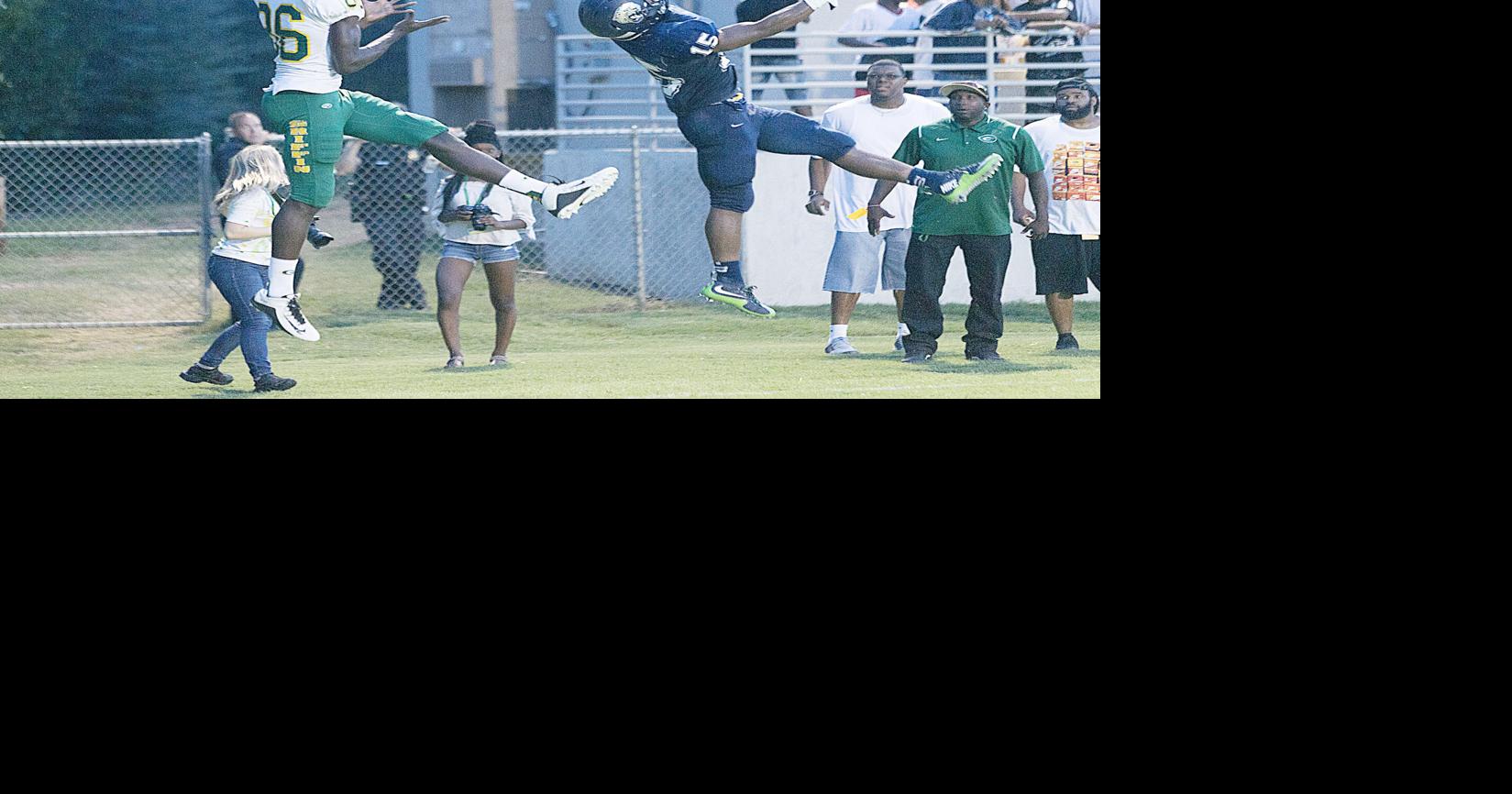 GRIFFIN FOOTBALL Bears to take on Mustangs (w/ standings) Sports