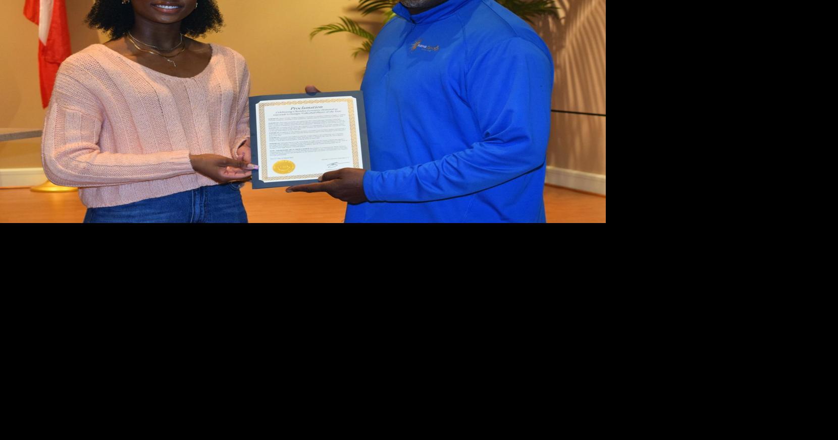 Eagles Landing studentathlete named Player of the Year, receives